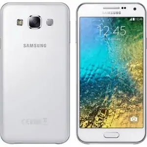 Замена стекла камеры на телефоне Samsung Galaxy E5 Duos в Самаре